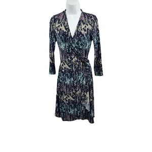 NEW BCBG MAXAZRIA WOMENS SIZE X-SMALL WRAP MULTICOLOR LONG SLEEVE DDRESS